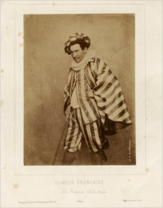 fig. 19 : Valloiu de Villeneuve, Photogrph of M. Regnier as Sccapin, musée Nicéphore Nièpce, Châlons sur Scône